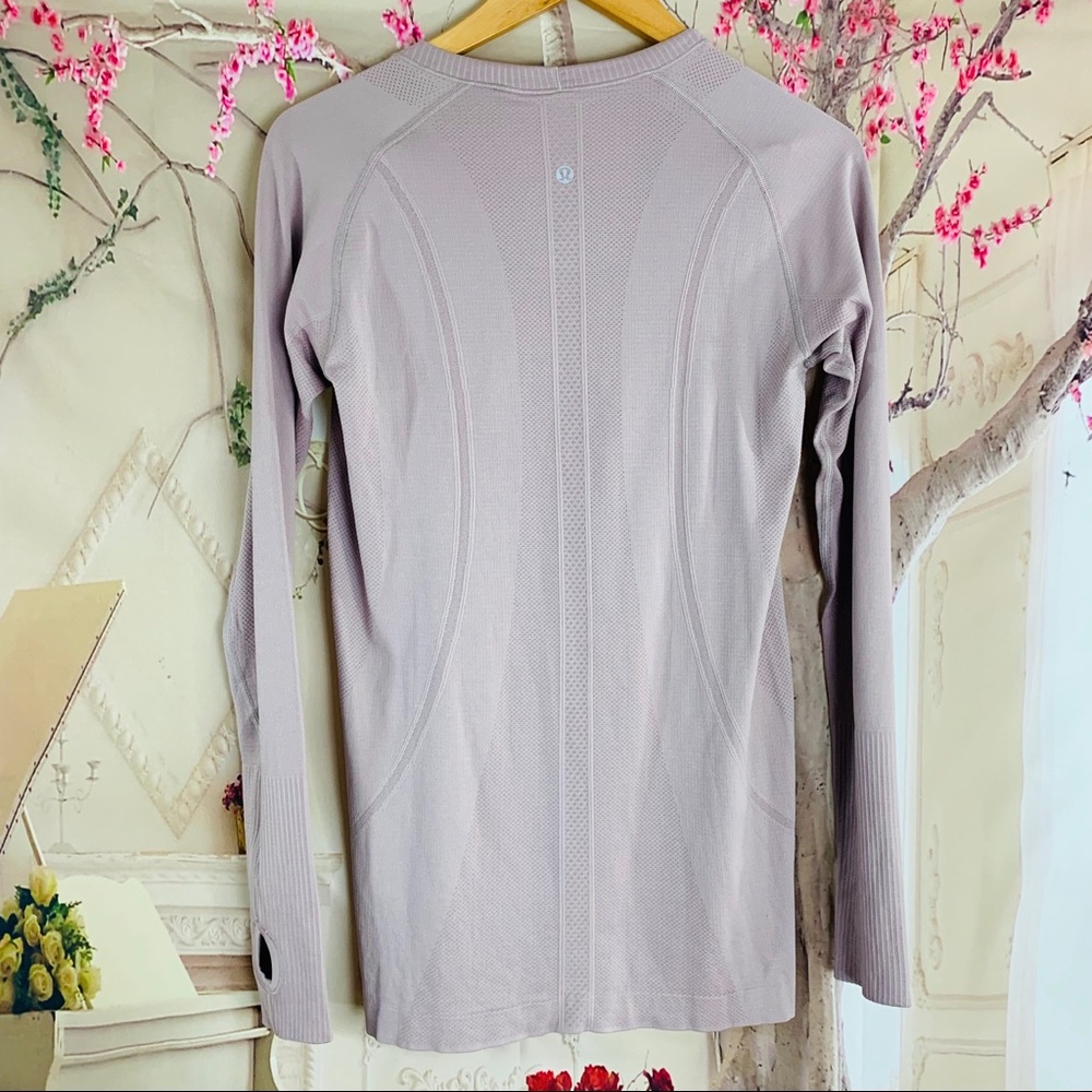 SOLD New Lululemon Long Sleeve Swiftly Tech - Picture 5 of 8